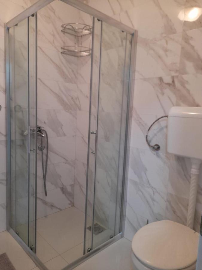 Apartman Giovanni 阿然德洛维克 外观 照片
