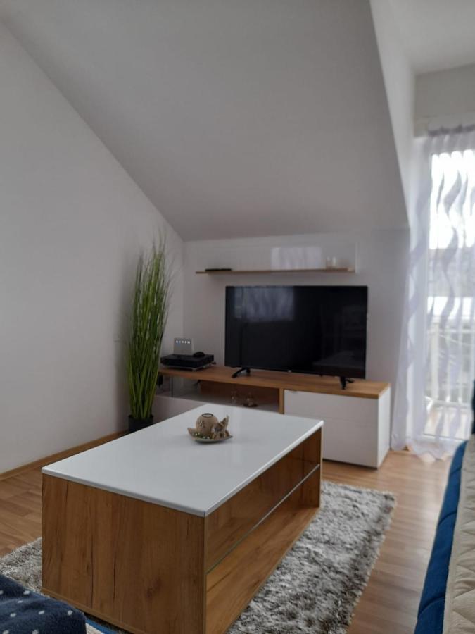 Apartman Giovanni 阿然德洛维克 外观 照片